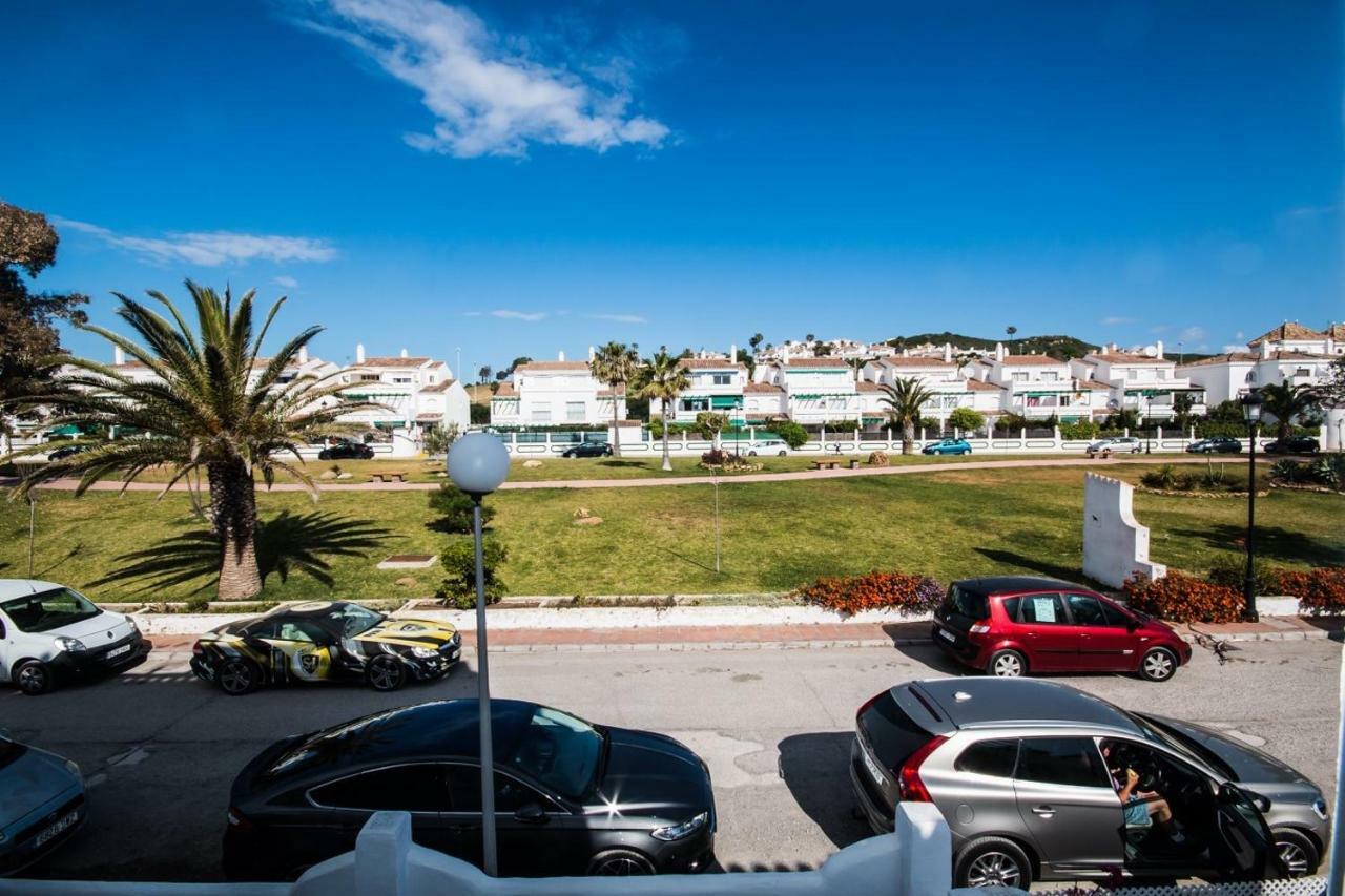 Puerto De La Duquesa Beach Apartment Castillo de Sabinillas Ngoại thất bức ảnh